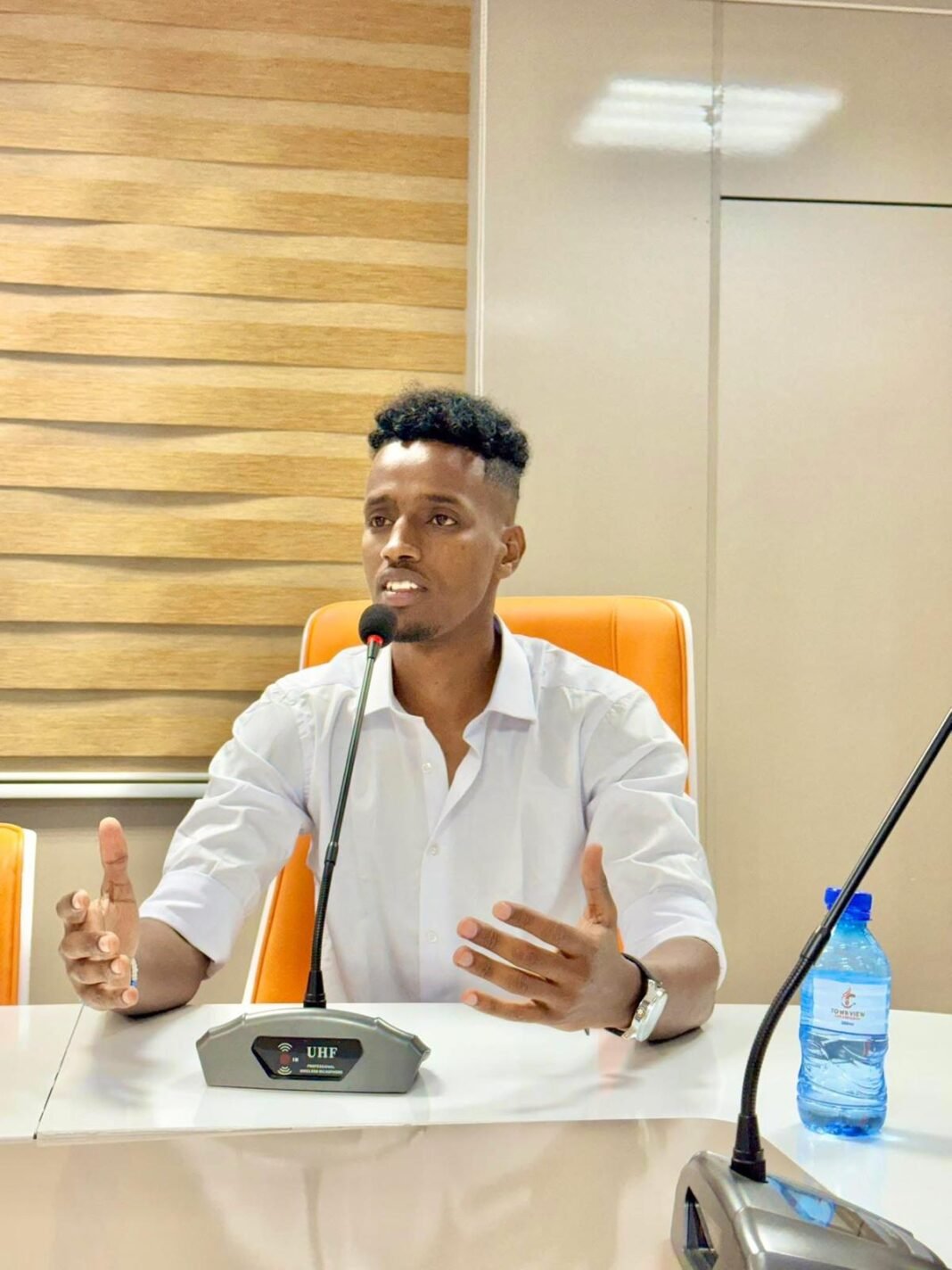 Hon. Sayga Haaji Mohamed Holds Briefing on the Situation in Dixila City